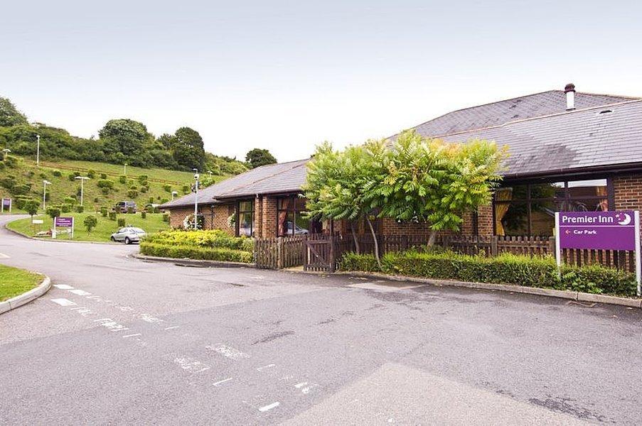 Premier Inn High Wycombe/Beaconsfield Bagian luar foto